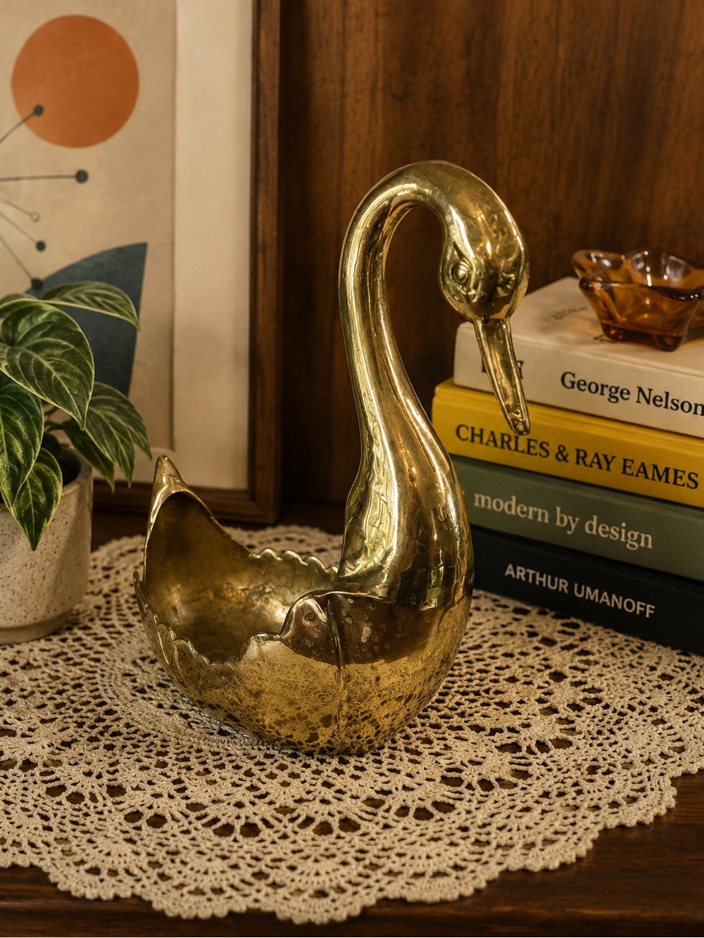VTG Brass Swan Center Piece 11-1/2"Tall Sculpture